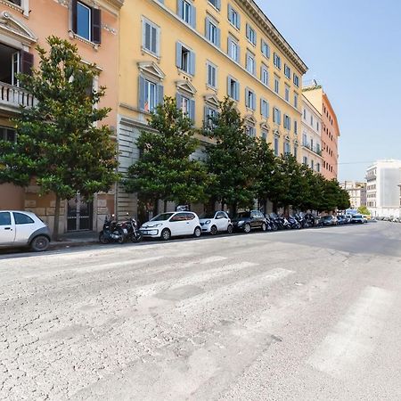 Lovely And Modern Nest Near The Colosseum Roma Exterior foto